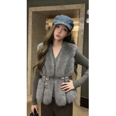 批发环保皮草2025秋冬新款整皮狐狸毛皮草<b class='q'>马甲</b>女毛茸茸<b class='q'>外套</b>背心年轻版