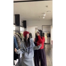 批发IN choose u笑笑家2025冬季连帽<b class='q'>卫衣</b>半身长裙两件套