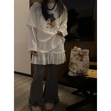 批发coffee小姐 2026春季韩版新款时尚ins潮木耳边卡通印花长袖<b class='q'>T</b><b class='q'>恤</b>女