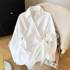 批发实拍~慵懒风系带翻领显瘦不规则衬衫早春新侧边绑带收腰显瘦上衣