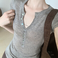 批发话里纯欲风修身薄短袖2025夏季新款<b class='q'>韩版</b>显瘦百搭简约风辣妹风上衣