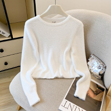 批发实拍 大货 2026春装新款纯欲甜辣妹仿水貂毛圆领短款<b class='q'>针织衫</b>毛衣女