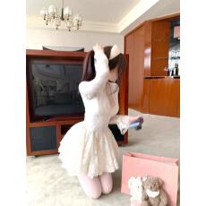 项天鹅er V领蕾丝连衣裙女2025秋冬新款长袖a字裙法式气质裙子