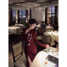 批发JAYKY YANG【杜塞之夜】斜肩褶皱长裙女设计感收腰修身包臀<b class='q'>连衣裙</b>