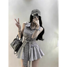 批发法式复古条纹收腰无袖衬衫+灰色百褶裙<b class='q'>两件</b>套女夏季辣妹穿搭套装