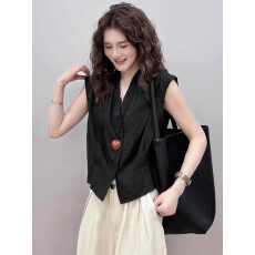 批发黑色v领无袖<b class='q'>衬衫</b>背心<b class='q'>T</b><b class='q'>恤</b>女夏季2026新款欧货爆款短款独特小衫<b class='q'>上衣</b>