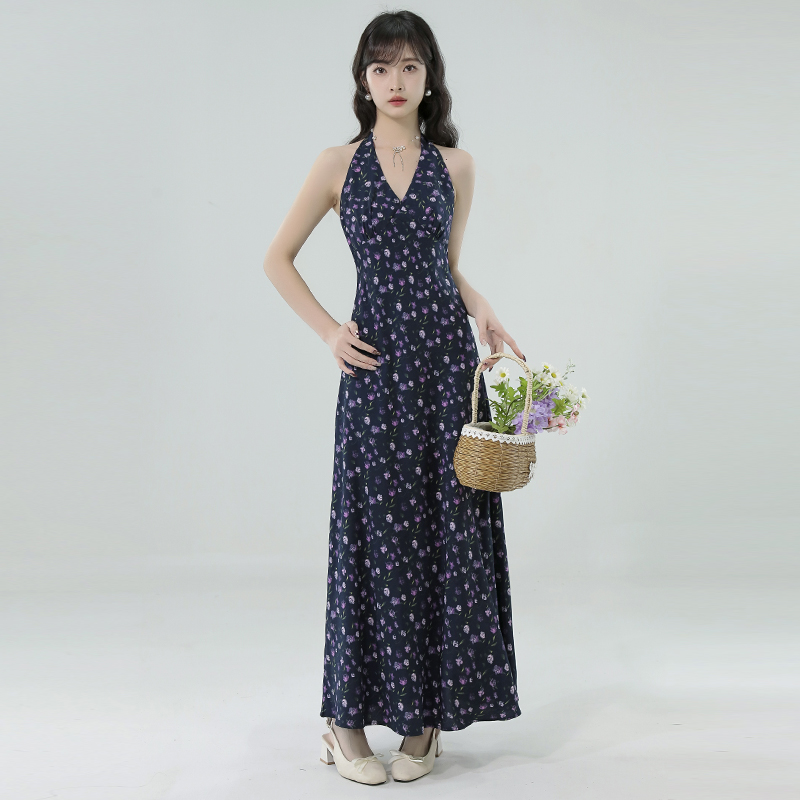 실사 2026 년 여름 새로운 품격 레트로 V넥 레이스업 롱 스커트 작은 청신 행침 목 꽃무늬 드레스