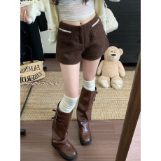 批发<b class='q'>实拍</b>实价  秋冬加厚羊羔绒拼接蕾丝纯色毛绒短裤百搭显瘦休闲裤