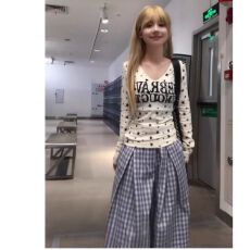 批发官图 天猫质量 纯欲V领满印星星修身长袖女秋冬打底衫上衣