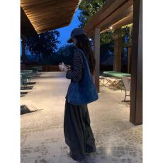 批发【230克精棉色织】<b class='q'>黑白条纹</b>长袖<b class='q'>T</b><b class='q'>恤</b>女秋冬百搭宽松小个子上衣