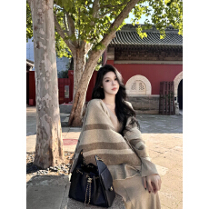 批发长袖打底<b class='q'>连衣裙</b>女2025新款秋季高级感内搭显瘦针织裙
