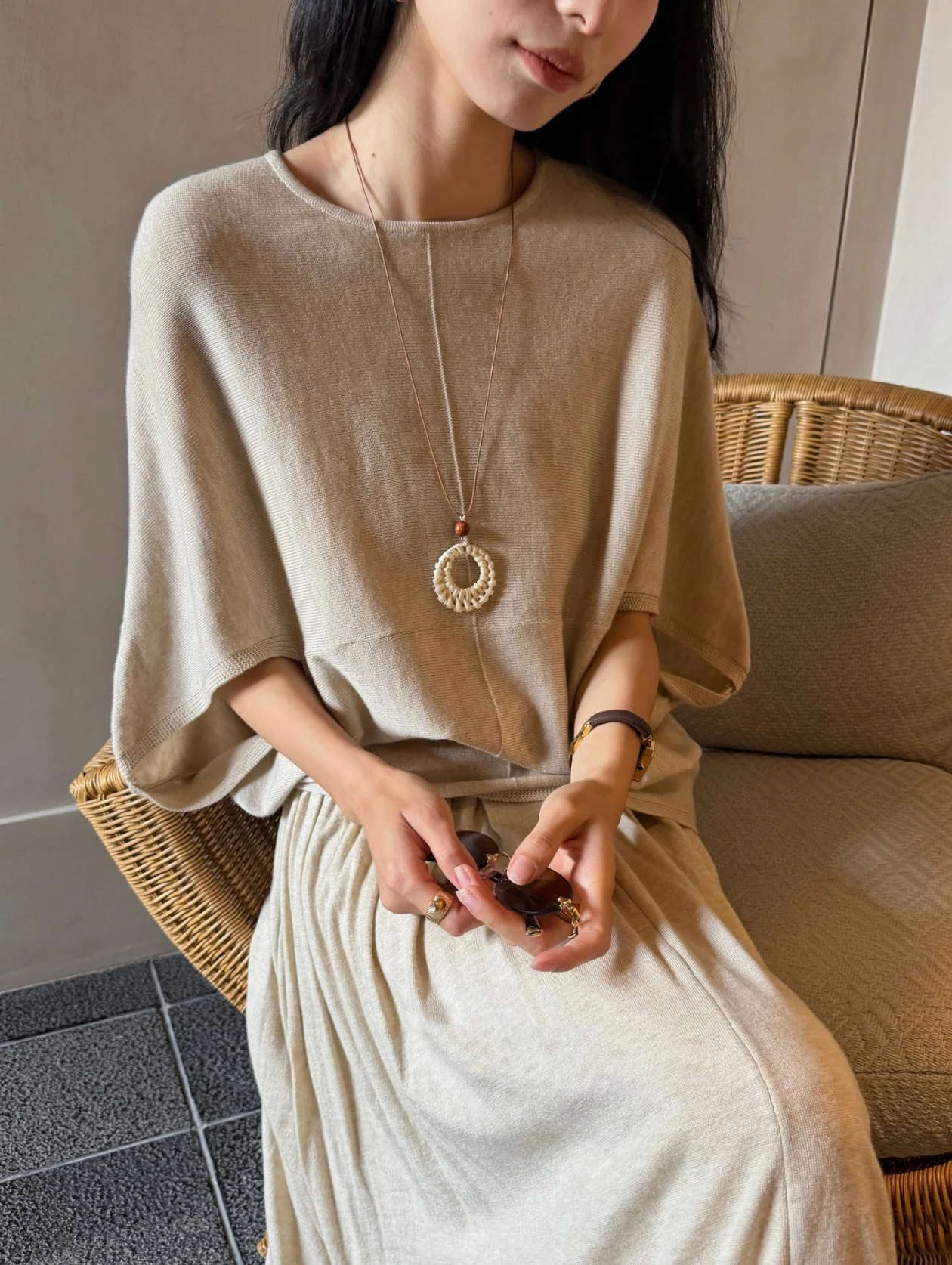 아마 주간 실크 느긋한 니트 스웨터 맨위 여성 품격 반신 롱 스커트 투피스 세트