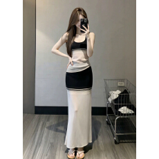 批发韩系撞色修身条纹吊带上衣半身长裙两件套女<b class='q'>夏</b>季新款气质显瘦套装
