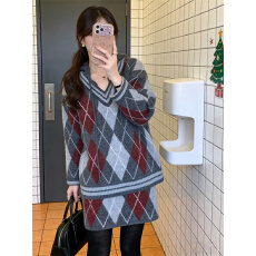 批发实拍连帽<b class='q'>撞色</b>菱格宽松套头毛衣+高腰半身裙套装