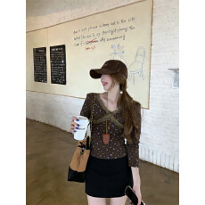 批发实拍复古碎花长袖<b class='q'>T</b><b class='q'>恤</b>女拼接蕾丝设计感修身显瘦内搭打底衫上衣