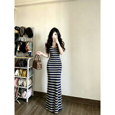 批发实拍法式复古夏季新款无袖吊带条纹气质拼接<b class='q'>宽松</b>针织衫连衣裙女