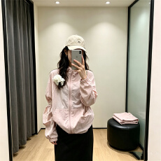 批发实拍<b class='q'>夏</b>季防晒衣女短款休闲外套薄款冲锋衣夹克连帽防紫外线防晒服