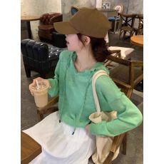批发夏日多巴胺穿搭绿色连帽冰丝针织<b class='q'>衫</b>女宽松显瘦<b class='q'>空调</b>防晒罩<b class='q'>衫</b>上衣薄