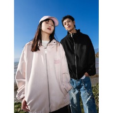 批发【麂皮绒复合400克】春<b class='q'>秋</b>新款时髦连帽夹克男麂皮绒刺绣拉链外套