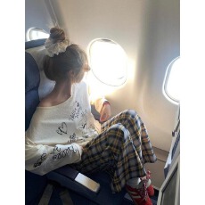 批发广州质量 慵懒卡通印花薄款<b class='q'>长袖</b><b class='q'>T</b><b class='q'>恤</b>女春季宽松防晒罩衫上衣