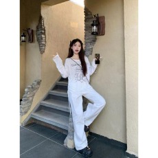 批发广州质量 慵懒风薄款印花斜肩长袖T恤女夏季微透宽松显瘦罩衫