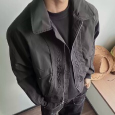 批发美式潮牌设计感翻领夹克男高街复古百搭高街工装情侣宽松休闲<b class='q'>外套</b>