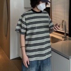 批发日系新款复古条纹短袖夏季潮牌宽松圆领休闲半袖美式T恤上衣<b class='q'>体恤</b>