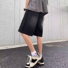 批发美式设计感褶皱牛仔短裤男夏季款高街阔腿五分<b class='q'>裤子</b>复古直筒中裤