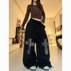 批发美式复古黑色铆钉烫钻工装<b class='q'>休闲裤</b>女款高街设计感宽松垂感阔腿裤子