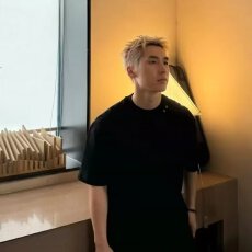 批发美式高街重磅t恤男夏季少年感小领口短袖设计感小众宽松半袖上衣