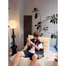 批发美式破洞牛仔马甲男女夏季潮无袖坎肩背心潮流翻领工装夹克外套