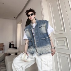 批发美式破洞牛仔马甲男女夏季潮无袖坎肩背心潮流翻领工装夹克<b class='q'>外套</b>