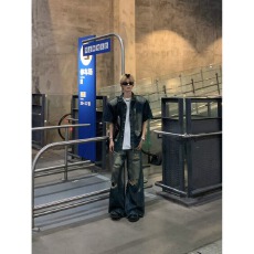 批发美式复古风破洞牛仔<b class='q'>夹克</b>衬衫<b class='q'>男</b>夏季穿搭高级感痞帅短袖牛仔衬衫潮