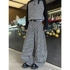 黑白条纹设计感宽松时尚大码阔腿裤女2026秋季新款百搭修身休闲裤