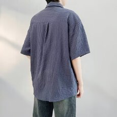 批发2024<b class='q'>夏</b>季薄款高级凉感短袖衬衫男装宽松休闲褶皱冰丝五分半袖衬衣