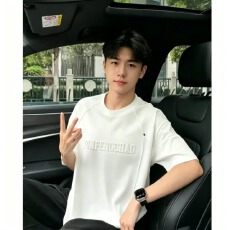 高级设计感圆领T恤男士夏季新款简约百搭宽松大码舒适休闲短袖衫