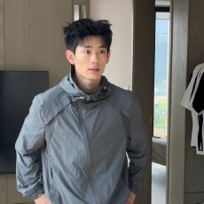 批发<b class='q'>男士</b>夹克春秋季新款户外软壳连帽外套帅气百搭气质修身简约潮