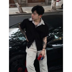 批发黑色雅痞古巴领衬衫短袖男高级感痞帅穿搭<b class='q'>夏</b>季老钱风半袖碎花衬衫
