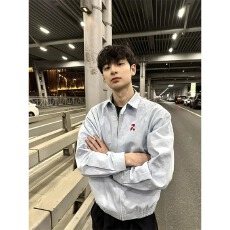 批发国潮牌浅蓝色刺绣翻领正肩夹克<b class='q'>春</b>季短款cleanfit工装外套男高级感