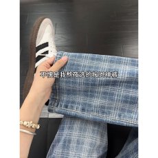 批发蓝色格子<b class='q'>牛仔裤</b>男秋冬季美式潮牌水洗宽松休闲裤高街直筒微喇裤子