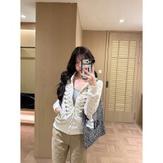 批发美式碎花满印纽扣绳拿破仑开衫短款麻绳<b class='q'>卫衣</b><b class='q'>男</b>女同款