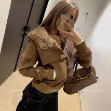 批发8uioio 焦糖可颂 毛领卫衣外套女2025秋<b class='q'>冬</b>新款设计感短款开衫上衣