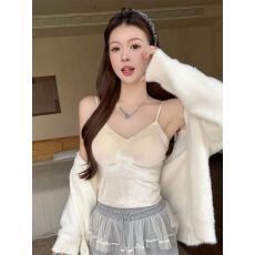 批发2026新款<b class='q'>春</b>季v领丝绒蕾丝吊带背心女秋冬内搭打底美背短款小上衣