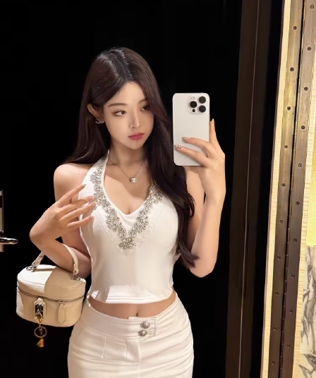 순수한 욕망 핫걸 V넥 다이아몬드 세팅 허리 수축 슬림해 보이는 민소매 조끼 봄 여름 새로운 섹시함 백리스 맨위 인사이드 가져 가라. 외출용