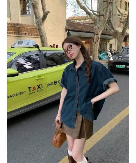 아메리칸 레트로 반팔 데님 여성 셔츠 여름 얇은 스타일 루즈핏 슬림해 보이는 캐주얼 작은 키 루즈핏 느긋한 맨위