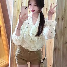 批发法式荷叶边波点衬衫女秋季2026高级感独特别致长袖超好看气质上衣
