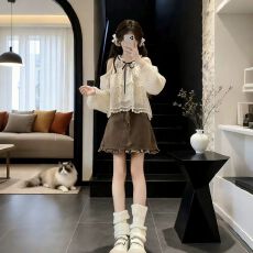 秋季韩系女露肩设计感衬衫百搭上衣温柔风蝴蝶结系带波点衬衫女