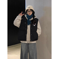 批发可退换（高品质手塞棉加厚）冬季马甲带门禁棉服印花棉衣面包服女