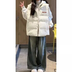 批发可退换（高品质手塞棉加厚）冬季马甲带门禁棉服印花棉衣面包服女