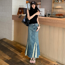 批发小个子高腰牛仔裙女包臀2026年<b class='q'>夏</b>季新款梨形身材宽松设计感鱼尾裙